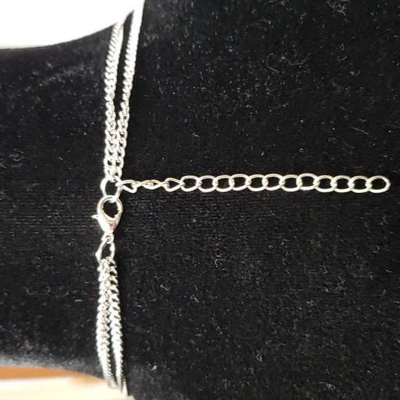 Sami & Jo dressy blouse and Paparazzi necklace and earrings  bundle - Picture 6 of 10